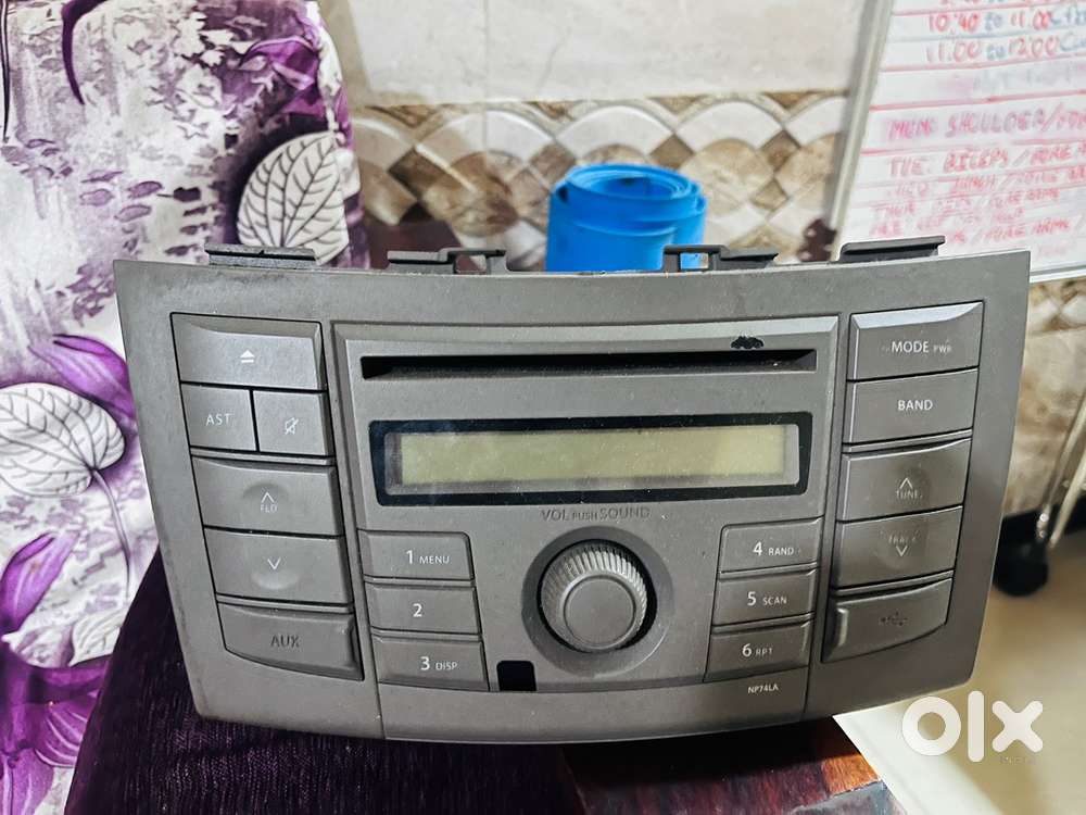 Ertiga company fitted stereo system with FM channels