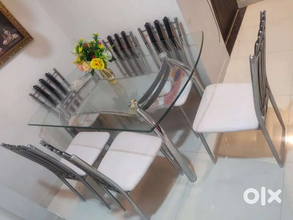 6 seater dining table