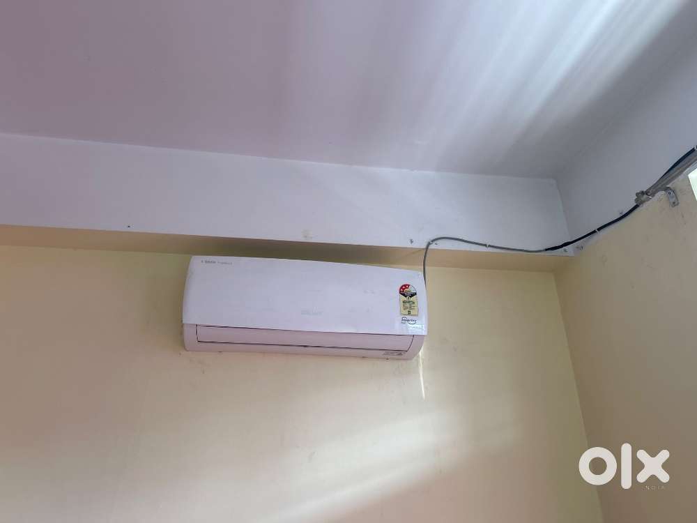 Voltas SAC 123V Vectra Elegant