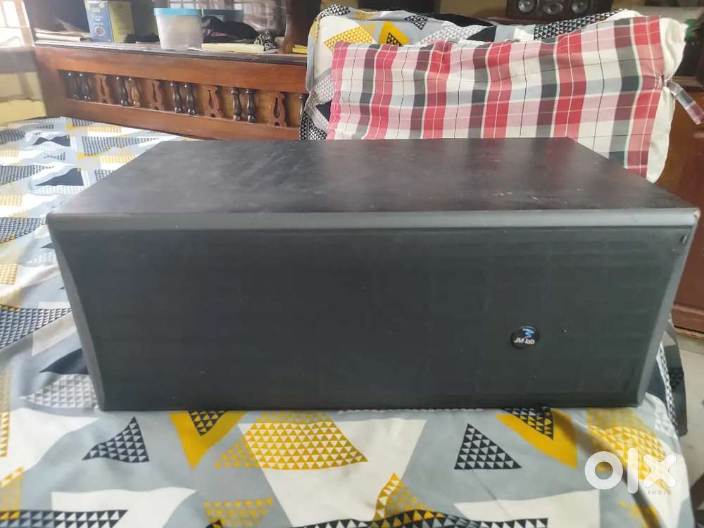 FOCAL CHORUS LCR 700 CENTER SPEAKER