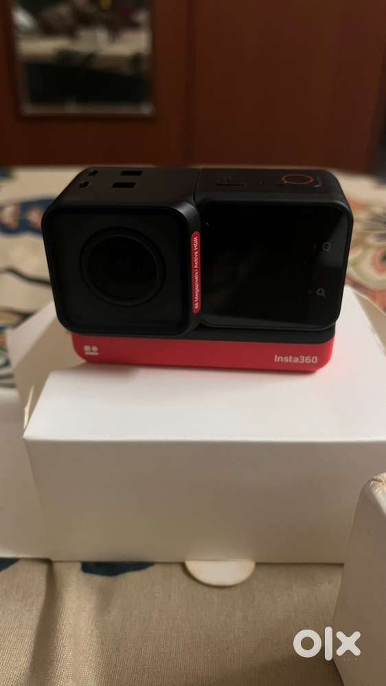Insta360 ONE RS TWIN  Action Camera  Less used  Negotiable price