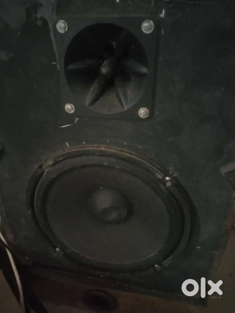 Speakers 500 rupees