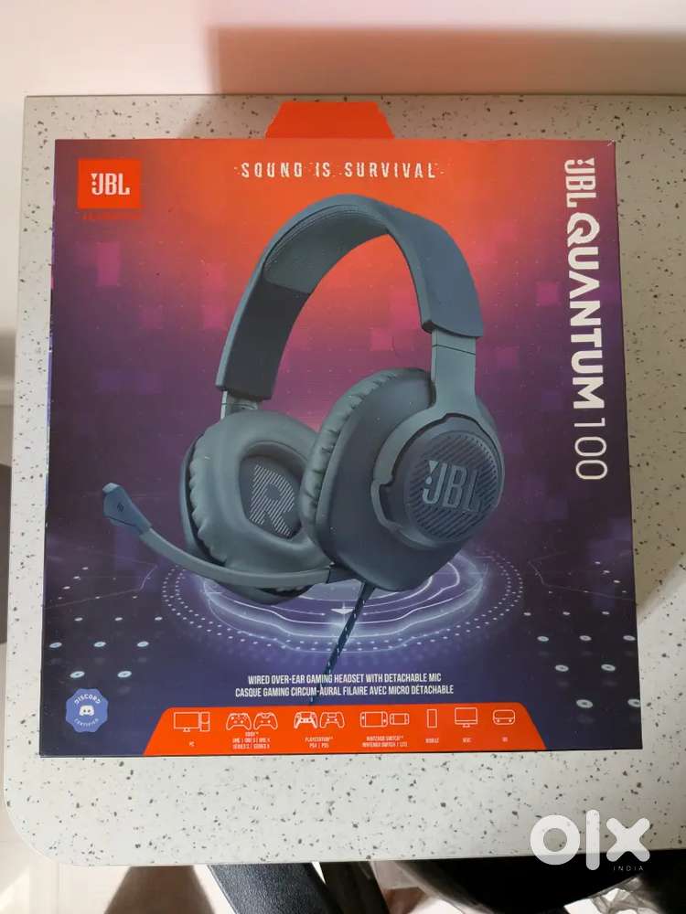 JBL Clip4  JBL Tune 720  JBL Quantum  Jabra Evolve 20