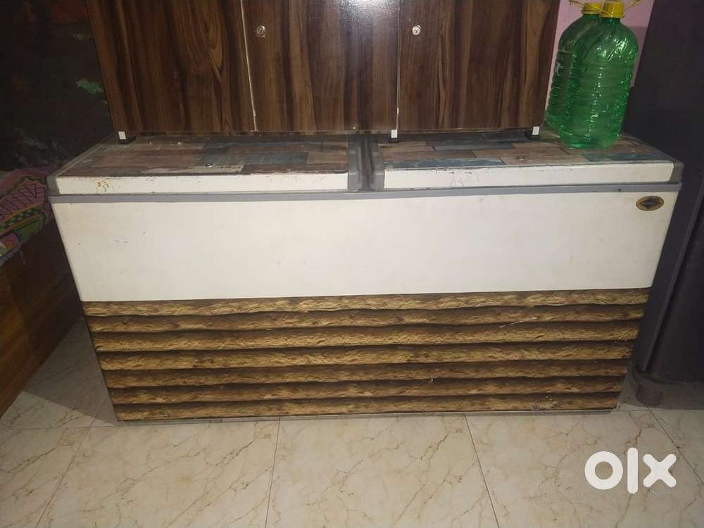 D fridge 525 litre okay condition no damage