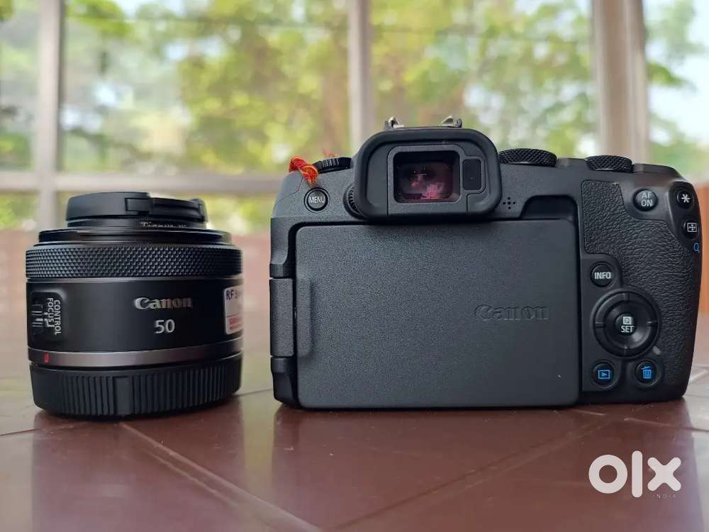 Canon eos r8