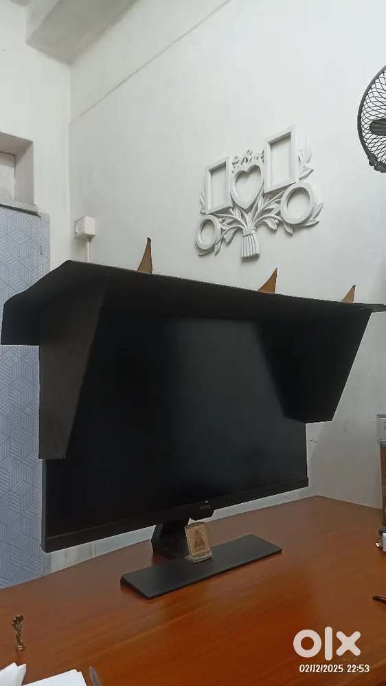 Benq and HP best  Monitors For sale  minimum use each 12,000/-