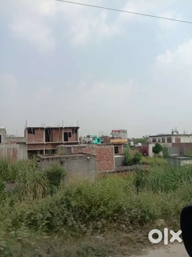 Expressway se 600 meter ki duri per Apne sapno k Ghar banaen kiston mi