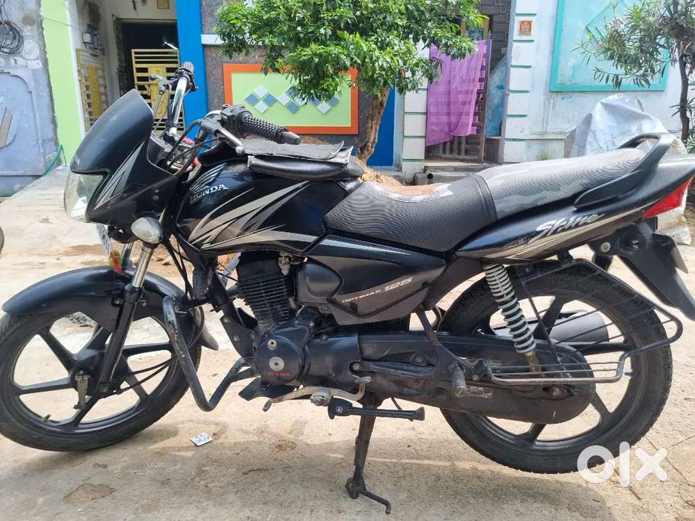 For Sale: Honda Shine 125 (2011 Model)_30000rs