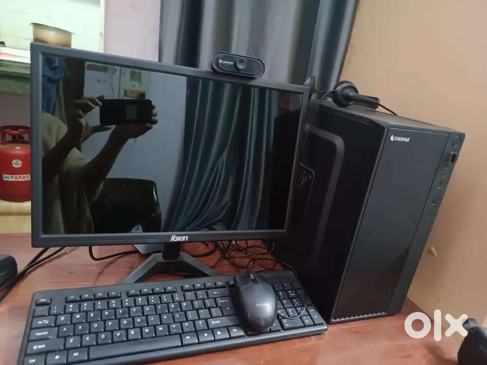 Complete Desktop on sale