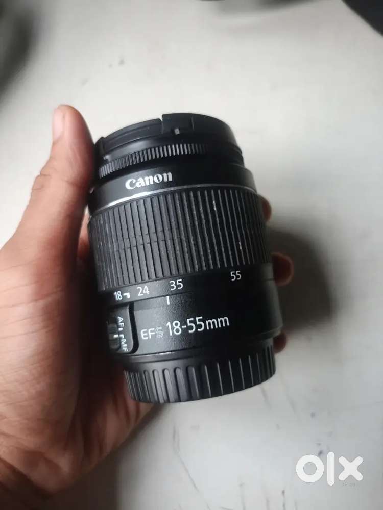 Canon EFS lens 18-55mm macro 0.25/0.8ft