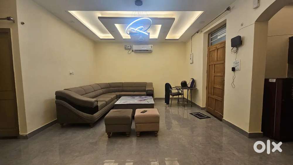 Furnsihed 3 bhk 3 wash new construction with lift covered & parking