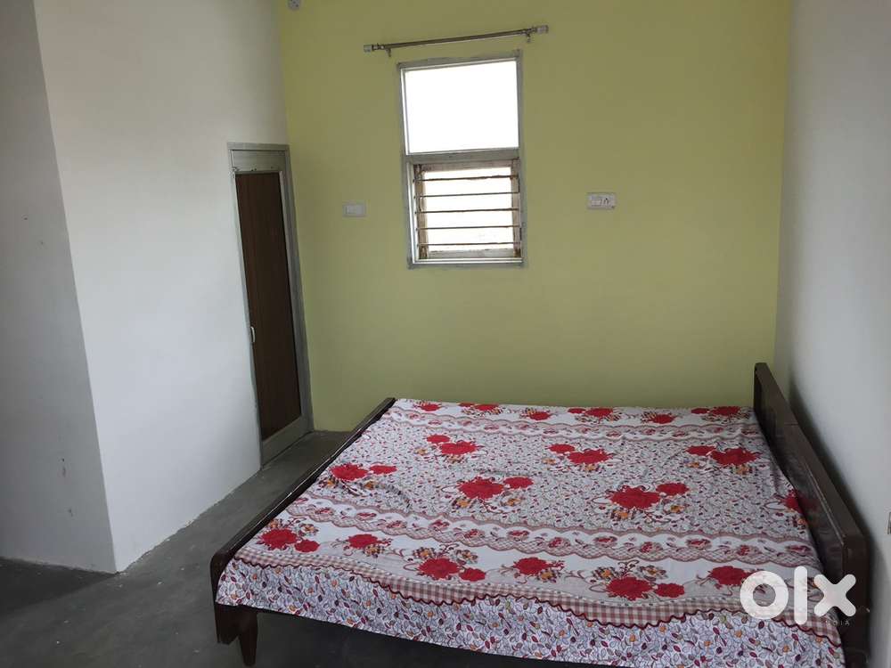 Walking distance, independent, seprate enrty and motorcycle parking