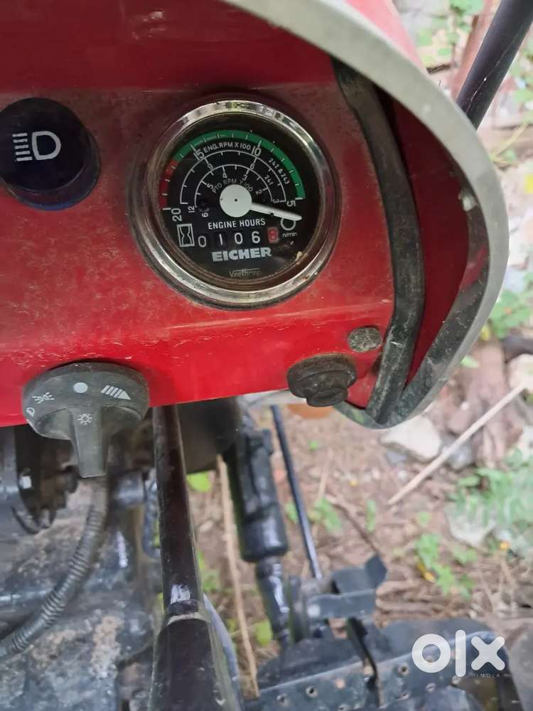 Eicher-242 with tipper,