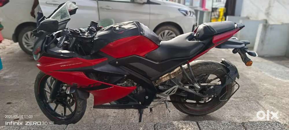 r15 v3 good condtion vehicle