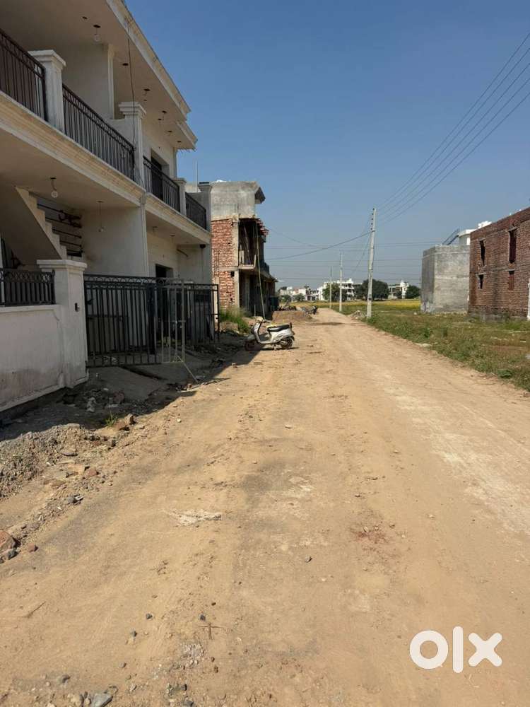 Plots available for Gated society