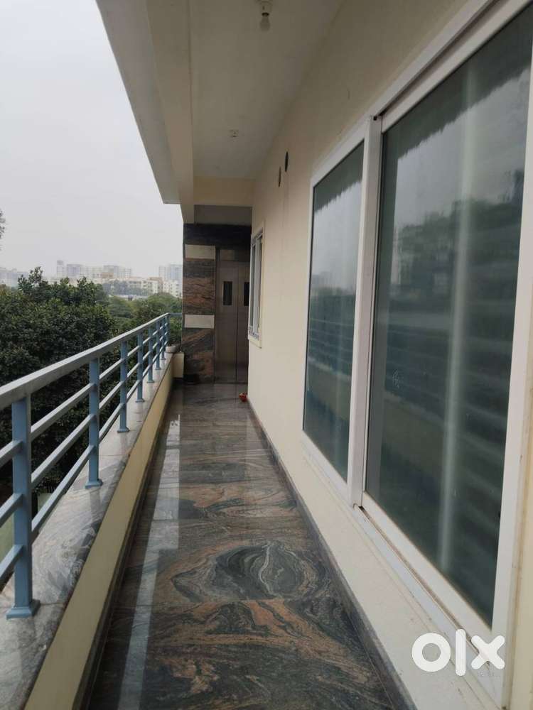JP nagar 8th phase 3BHK flat for lease