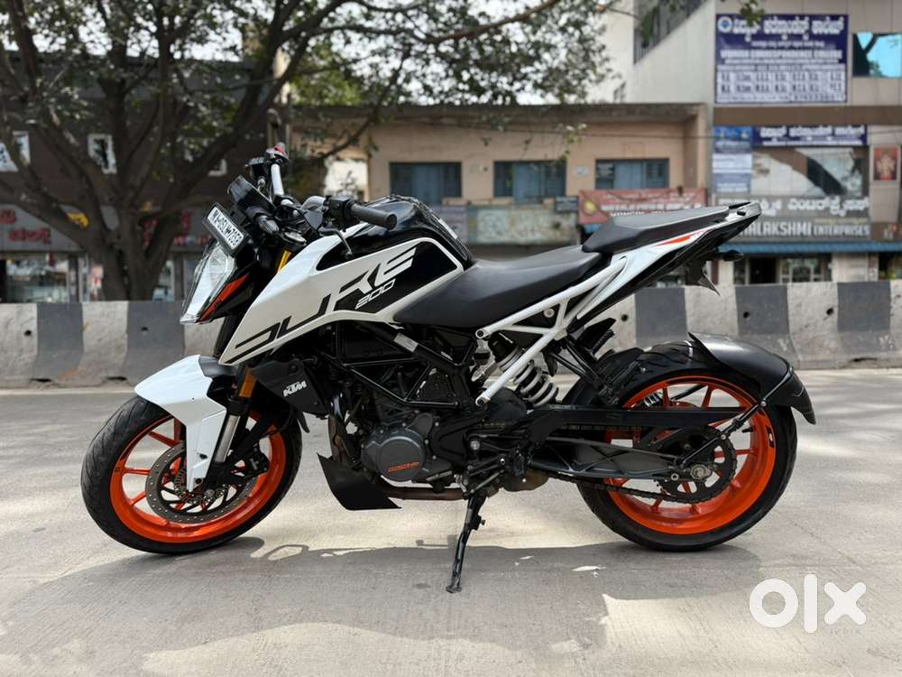 KTM Duke 200