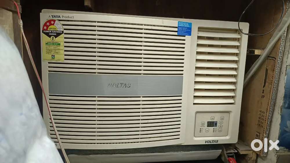 Voltas 1.5 ton inverter Window AC 3 months used