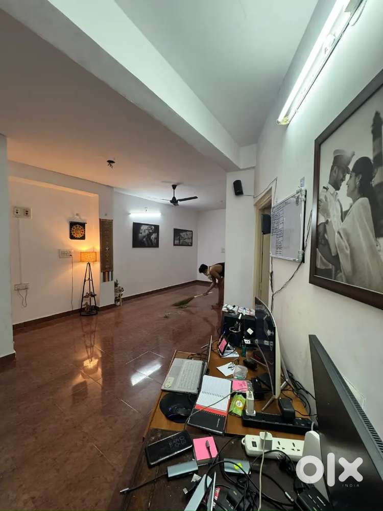 Looking for roommates