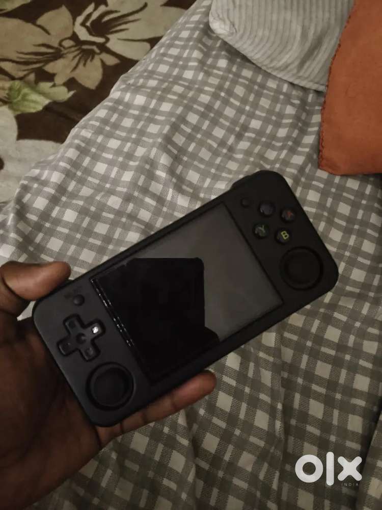 Anbernic rg35xxH gaming console