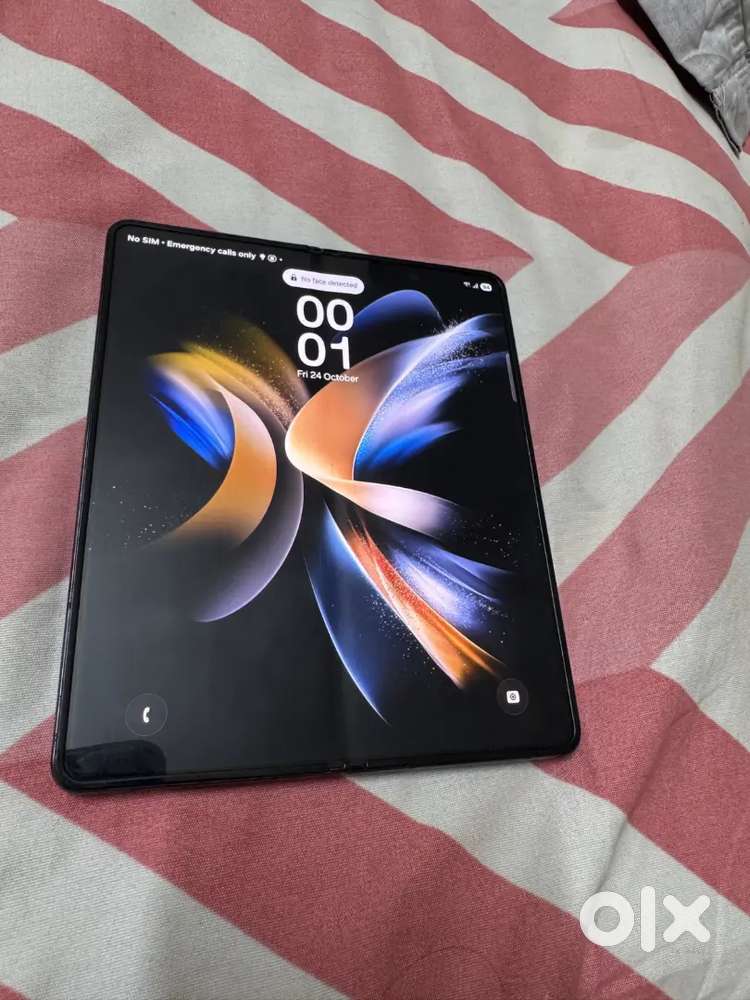 Samsung Fold 4 12/256 gb
