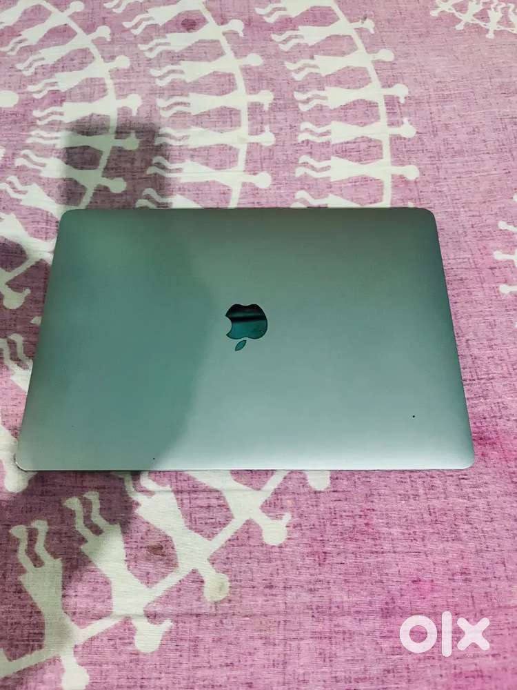 Apple Macbook Air m1 very less use