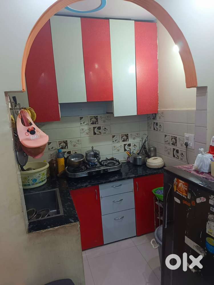Male looking for female flatmate