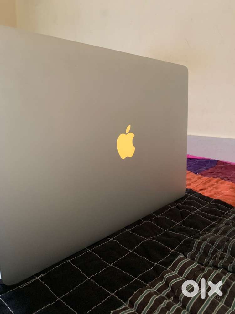 MacBook Pro 15 Inch Urgent Sell Laptop