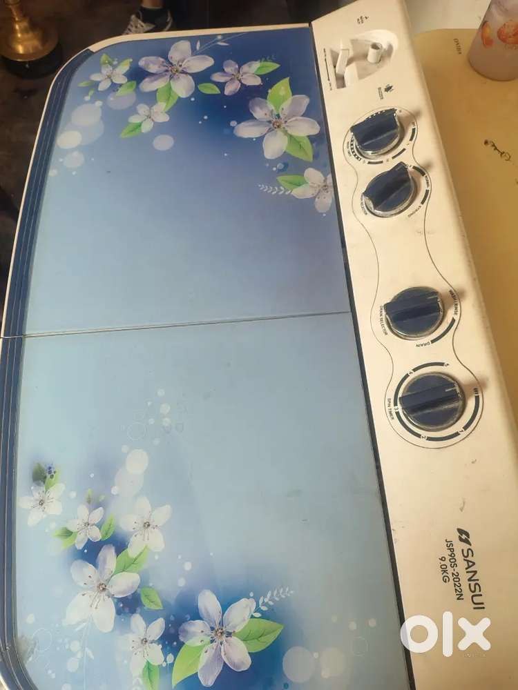 Sansui washing machine.  Okay condition