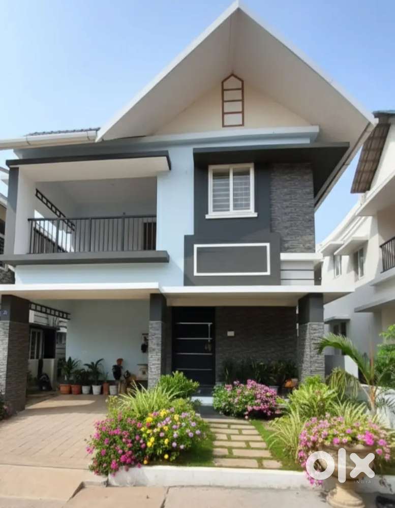 Near KV School, flood-free location! 3BHK House for sale in Thrissur
