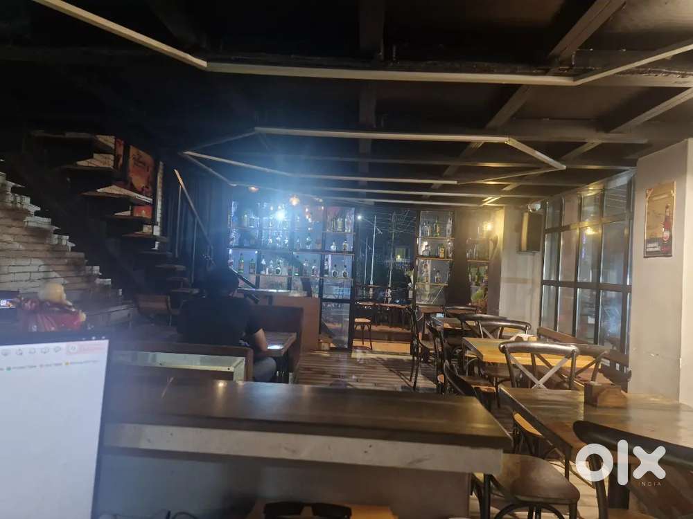Restaurant cap