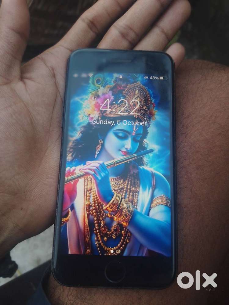 iPhone 7 128gb internal good condition h bhai