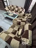 5 seater sof set with mirror table