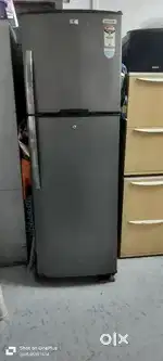 Perfect working condition double door fridge.
