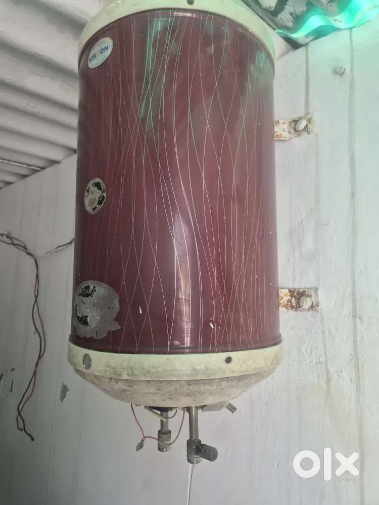 Electric geyser  25 ltr