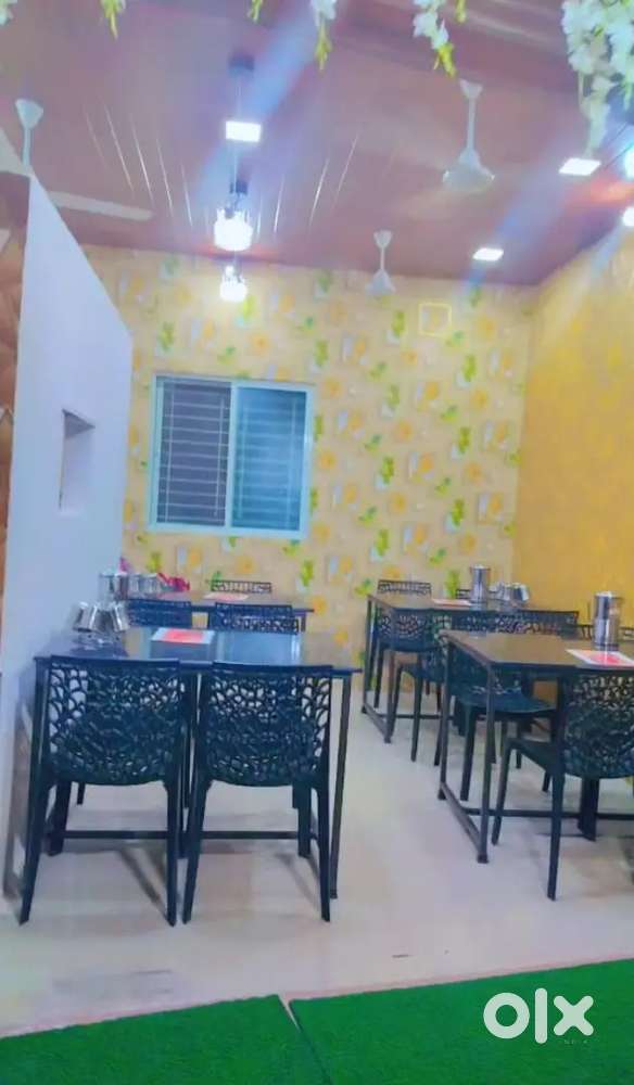Table and chairs for hotel