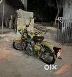 Royal Enfield classic 500cc desert Strom colour