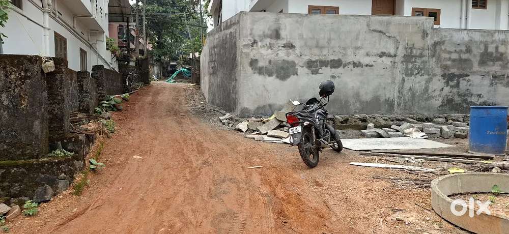 18.5 CENTS DIVIDED PLOT FOR SALE IN THRIKKAKARA.