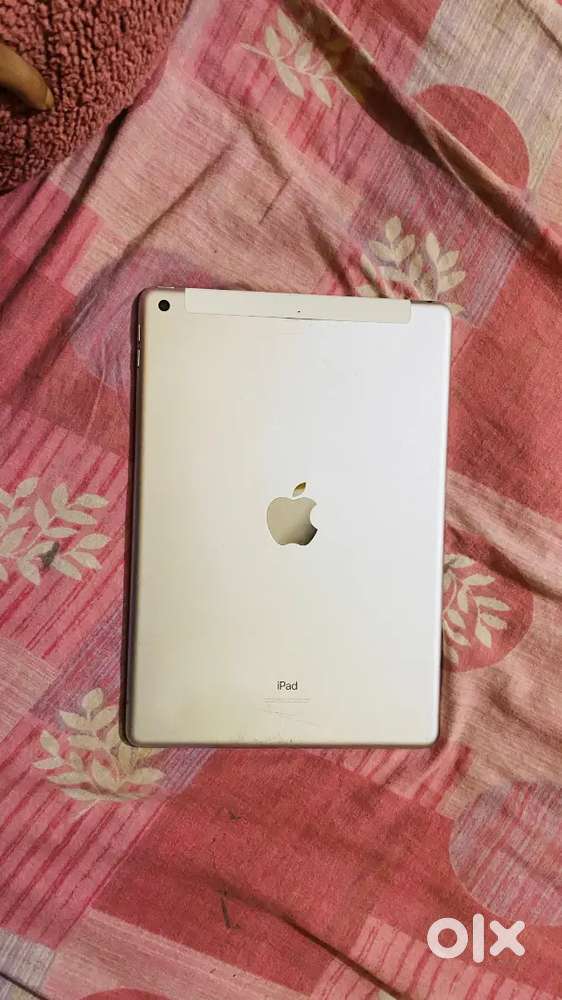 Apple Ipad 8th Gen , 32 Gb Storage , wifi plus Sim supported