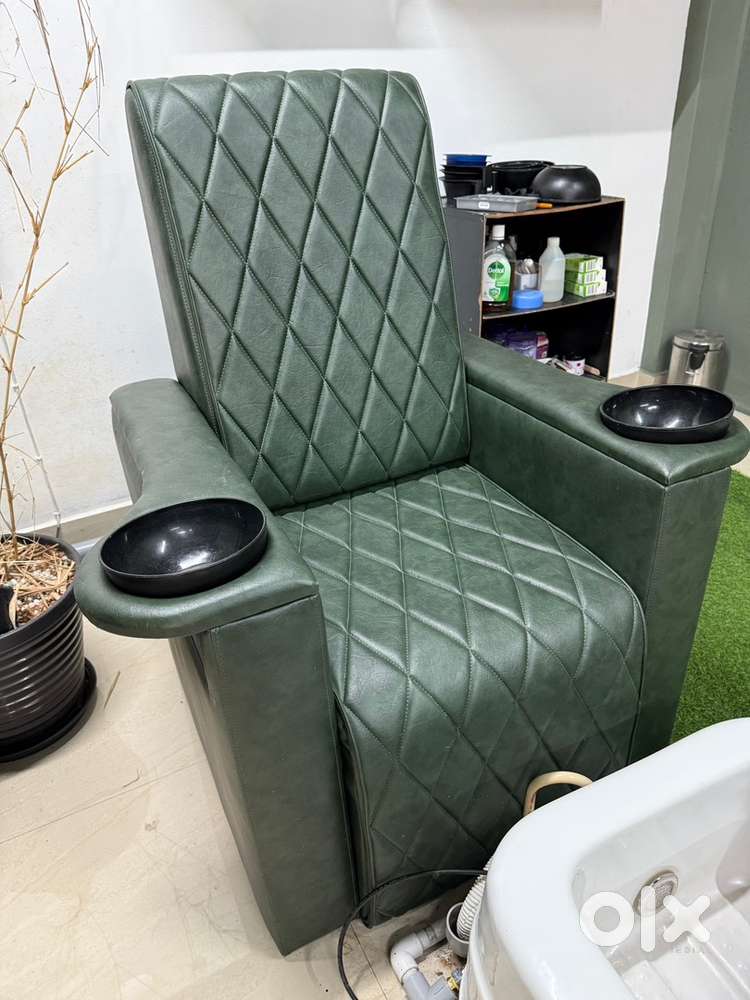 Pedicure , manicure ,headwash station lite used