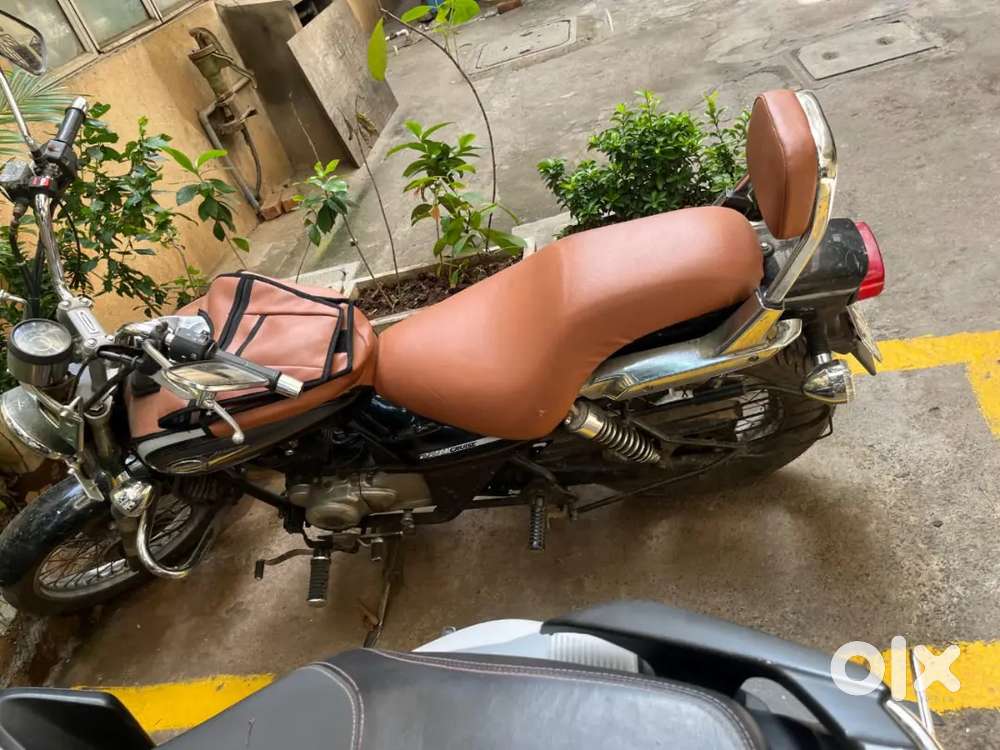 Bajaj Avenger Cruise 220