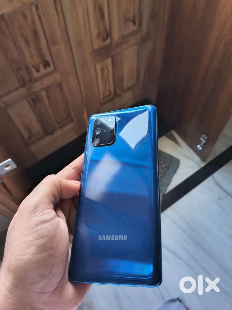 galaxy S10 lite.. only 10k me