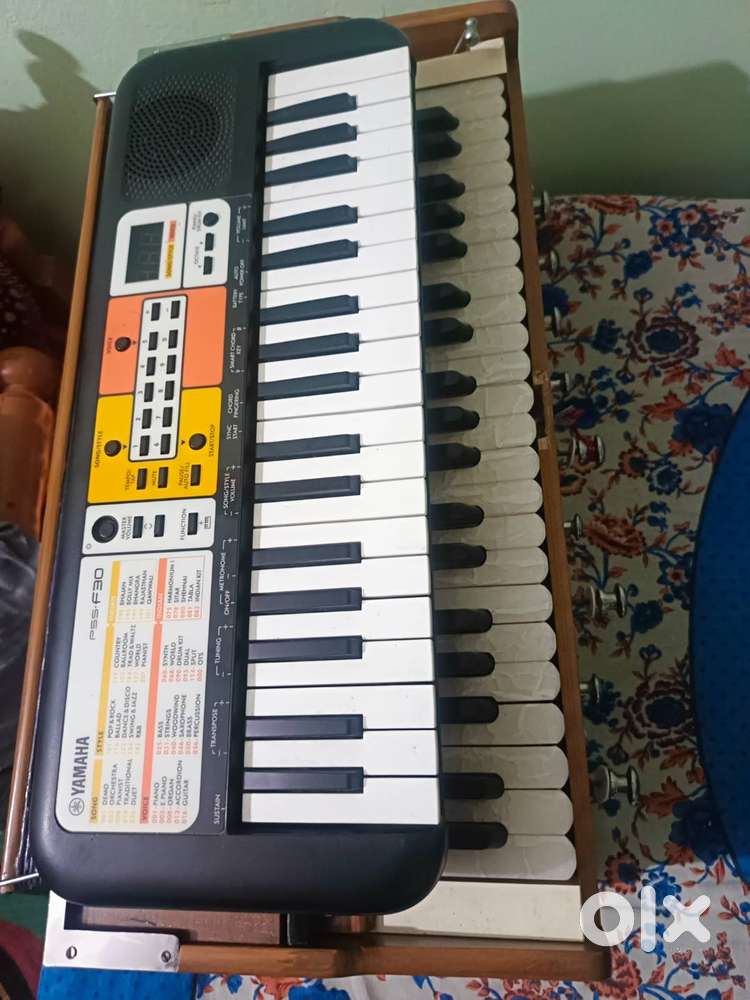 Yamaha PSS F30
