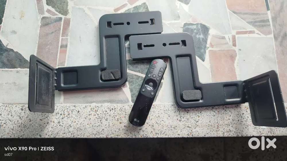 3months old mint condition music system. Lg sq70ty