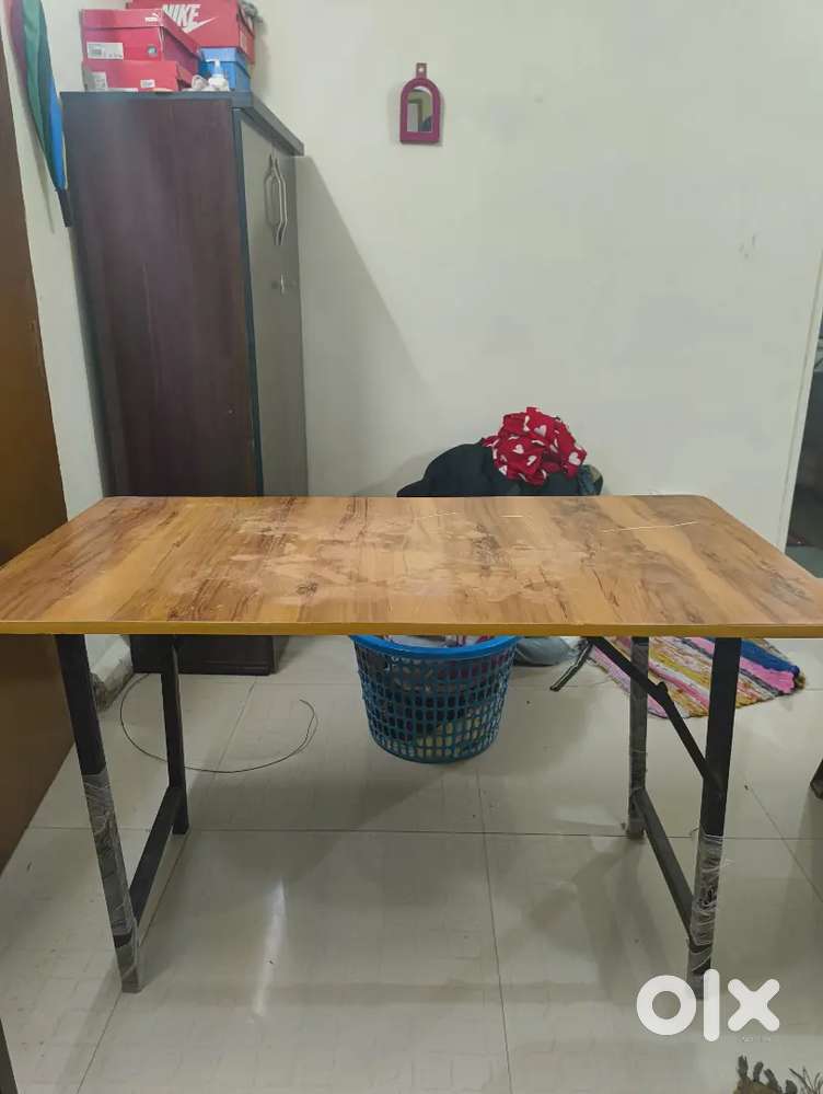 Folding Table