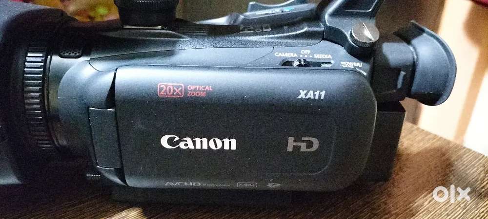 Cannon XA 11 camcorder