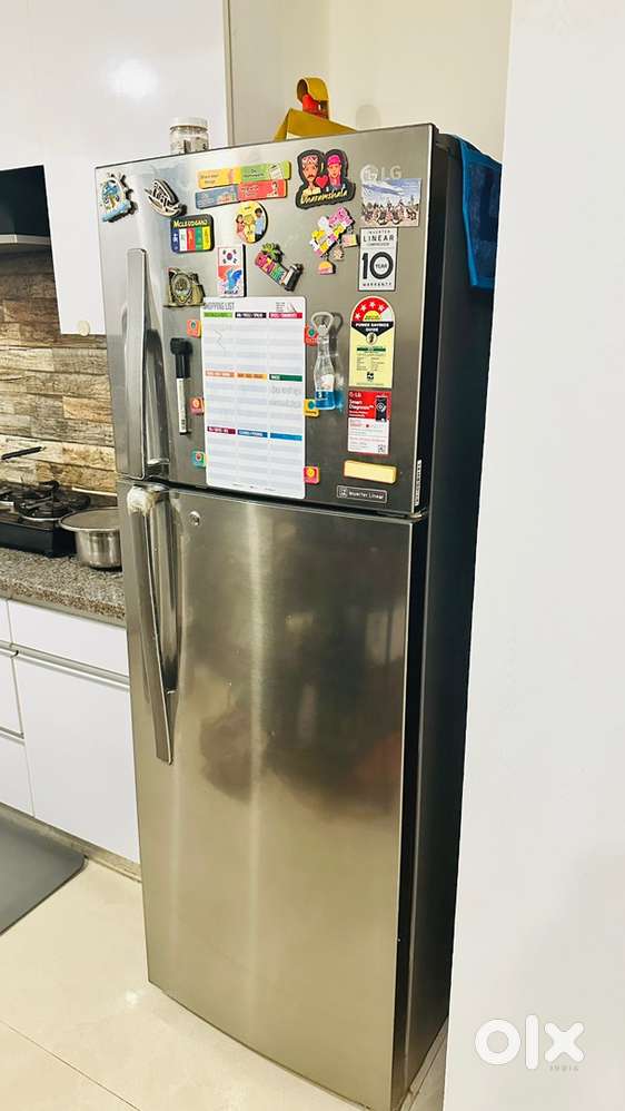 Refrigerator fridge LG 335 litre new condition 4 Star