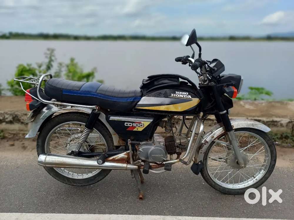 VINTAGE HONDA CD100 JAPAN MAKE