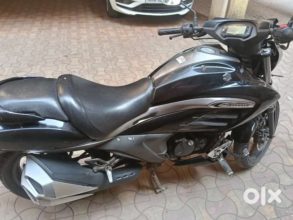 I want to sell,my suzuki intruder 150