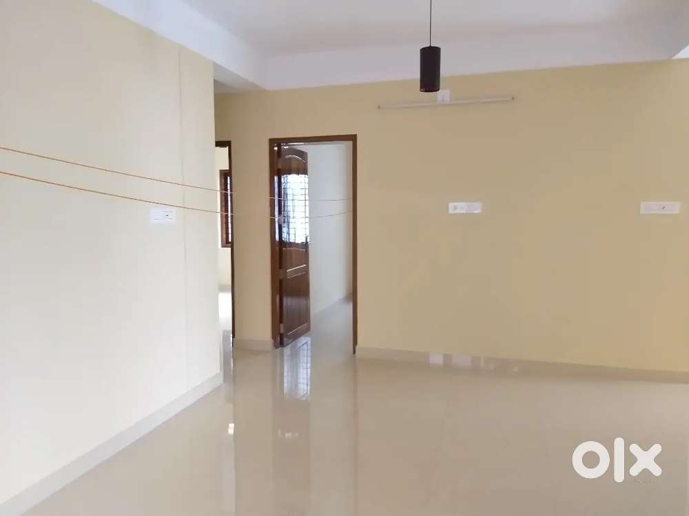 Kowdiar 2Bhk Upstair New House.. Preferred Employee Families..